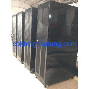 tu rack 42u 1100 canh luoi 1